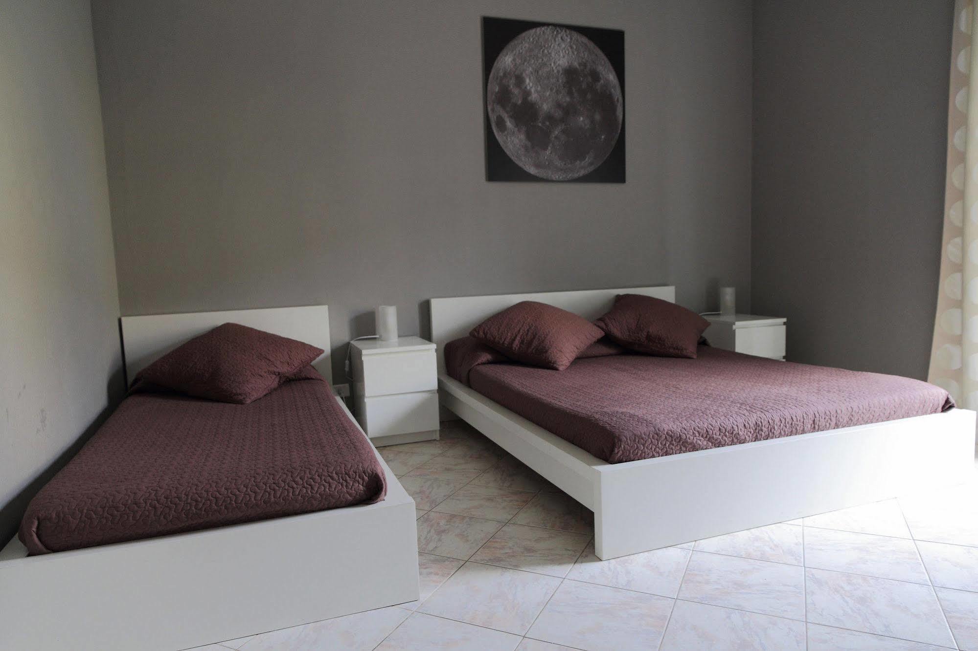 Kosmos Bed and Breakfast Syracuse Eksteriør billede